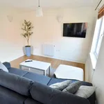 Rent 2 bedroom apartment in Crawley