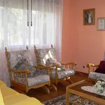 Rent 4 bedroom house of 160 m² in Pontevedra']