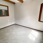 Rent 4 bedroom apartment of 85 m² in Adria