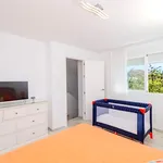 Alquilo 3 dormitorio casa de 260 m² en Marbella