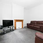 Rent 4 bedroom house in Leeds