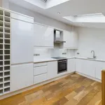 Rent 3 bedroom house in Kingston Upon Thames