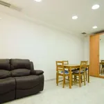 Rent 2 bedroom apartment of 100 m² in barcelona