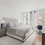 Rent 1 bedroom apartment of 74 m² in New York