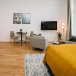 Miete 1 Schlafzimmer wohnung von 398 m² in Erfurt