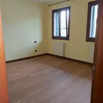 Rent 3 bedroom apartment of 100 m² in Piove di Sacco