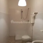 Affitto 4 camera appartamento di 88 m² in Urbino