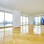 Rent 2 bedroom apartment of 149 m² in New York