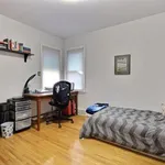 Appartement de 1991 m² avec 3 chambre(s) en location à Windsor