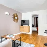 Rent 1 bedroom apartment of 32 m² in paris