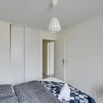 Appartement de 85 m² avec 5 chambre(s) en location à Cergy