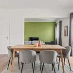 Rent 2 bedroom apartment of 1313 m² in Lisbon