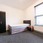 Rent 4 bedroom house in Leeds