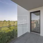 Pronajměte si 3 ložnic/e byt o rozloze 82 m² v Prague