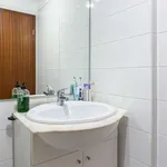 Rent a room of 97 m² in lisbon