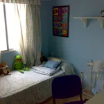 Rent a room in Seville']