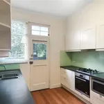 Rent 2 bedroom apartment in Melbourne