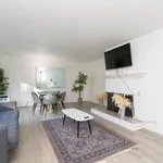 Maison de 1722 m² avec 3 chambre(s) en location à North Vancouver