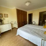 Rent 4 bedroom house of 193 m² in Albufeira