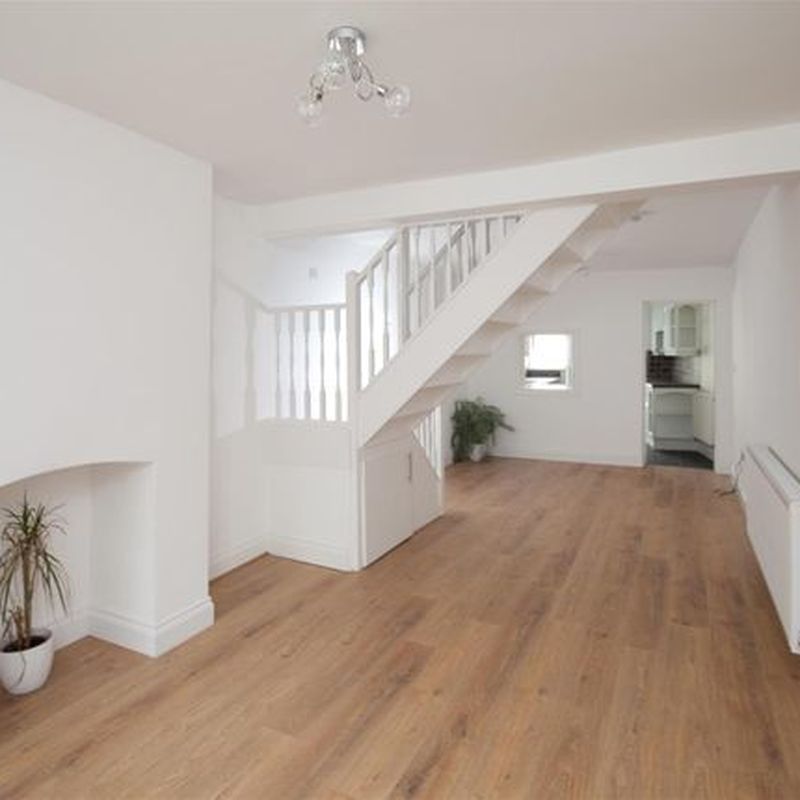 Property to rent in Rollestone Street, Salisbury SP1