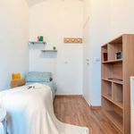 Rent a room of 86 m² in Turin