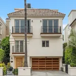 Rent 4 bedroom house of 361 m² in Los Angeles