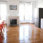 Rent 7 bedroom apartment in Bordeaux