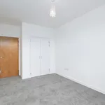 Rent 3 bedroom flat in Glasgow