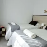 Alquilo 2 dormitorio apartamento de 65 m² en cadiz