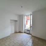 Appartement de 102 m² avec 5 chambre(s) en location à Saint-Palais