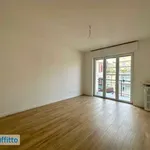 Rent 3 bedroom apartment of 120 m² in Milan