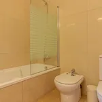 Quarto de 450 m² em Oeiras