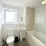 Rent 2 bedroom flat in Cambridge