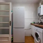 Rent a room of 90 m² in valencia