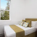 Rent 2 bedroom apartment in East Midlands