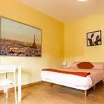 Rent 3 bedroom apartment in Valencia