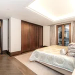 Rent 2 bedroom apartment of 150 m² in London