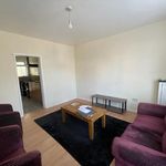 Rent 2 bedroom flat of 58 m² in Willenhall