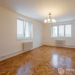 Pronajměte si 2 ložnic/e byt o rozloze 56 m² v Praha