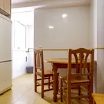 Rent 3 bedroom apartment in Valencia