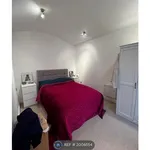 Rent 1 bedroom flat in Leeds