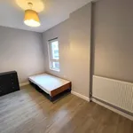 Rent 3 bedroom apartment in London