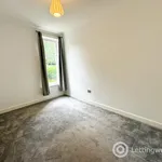 Rent 3 bedroom apartment in Edinburgh