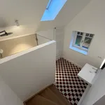 Maison de 967 m² avec 4 chambre(s) en location à Uccle