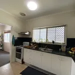 Rent 3 bedroom house of 777 m² in Moranbah