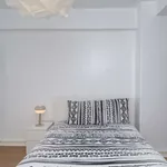 Rent a room in lisbon