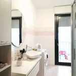 Rent 3 bedroom apartment of 85 m² in Milan