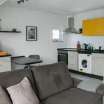 Miete 2 Schlafzimmer wohnung von 40 m² in Magdeburg