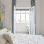 Rent a room in lisbon