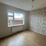 Rent 3 bedroom apartment in Yorkshire And The Humber